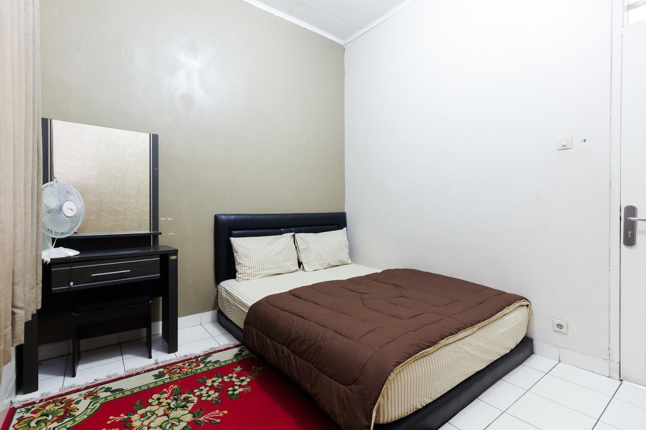 Pele Guesthouse Bandung Ngoại thất bức ảnh