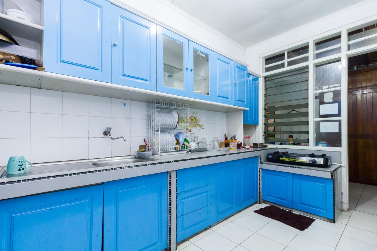 Pele Guesthouse Bandung Ngoại thất bức ảnh